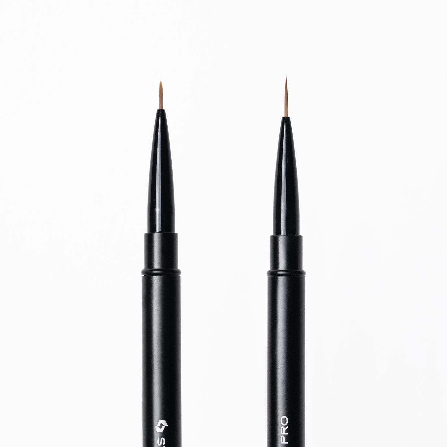 Staleks Pro - Pincel Doble Punta Liner 7 mm / 10 mm