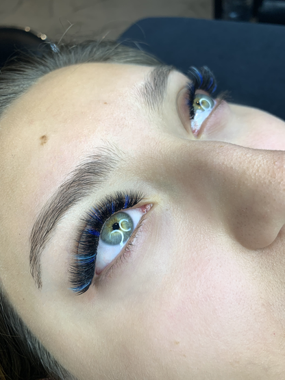 Color Lashes Mixed (16 rows)